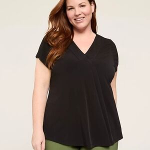 Lane Bryant Size 18/20 Black V Neck Wrap Short Sleeve Blouse.